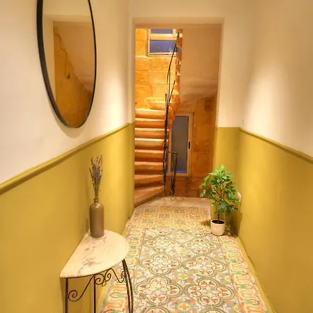 Gunlayer Maisonette *